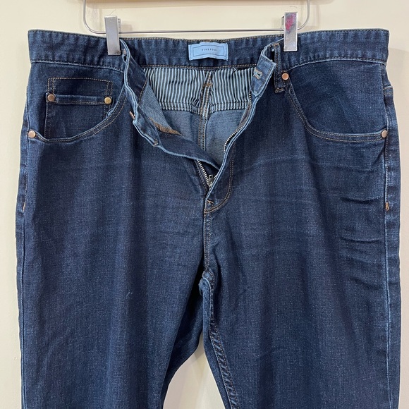 Five Four Men’s Medium Wash High-Rise Relaxed Jeans Size 38 - Picture 5 of 9